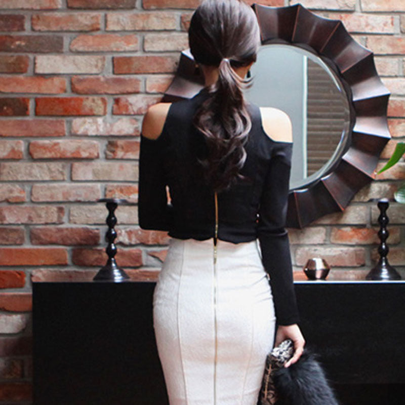 Hollowed-Out Shoulder Top